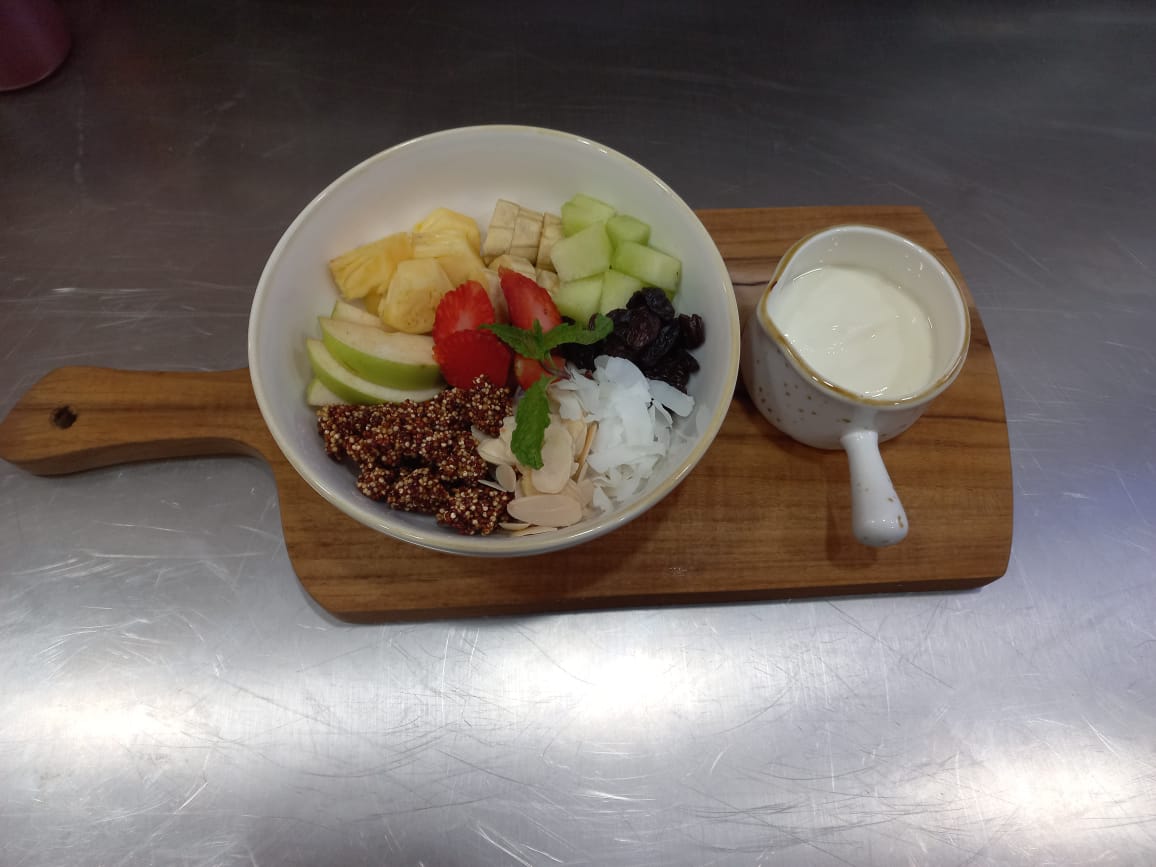 Healthy Breaky Bowl breakfast – Friends Cafe Ubud