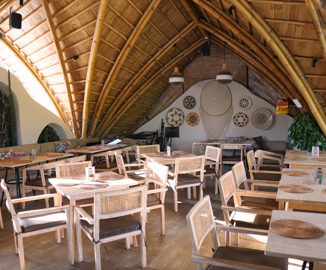 Two-story bamboo-style dining area – Best bistro in Ubud